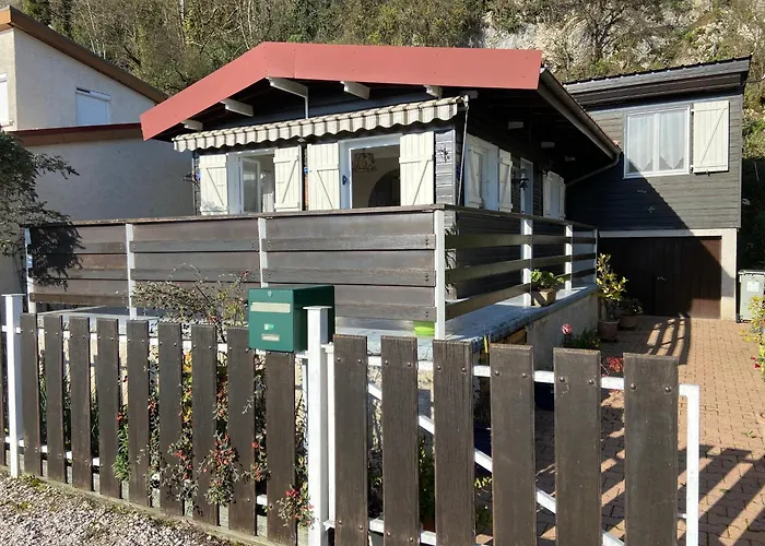 Chalet Au Bord De L Eau