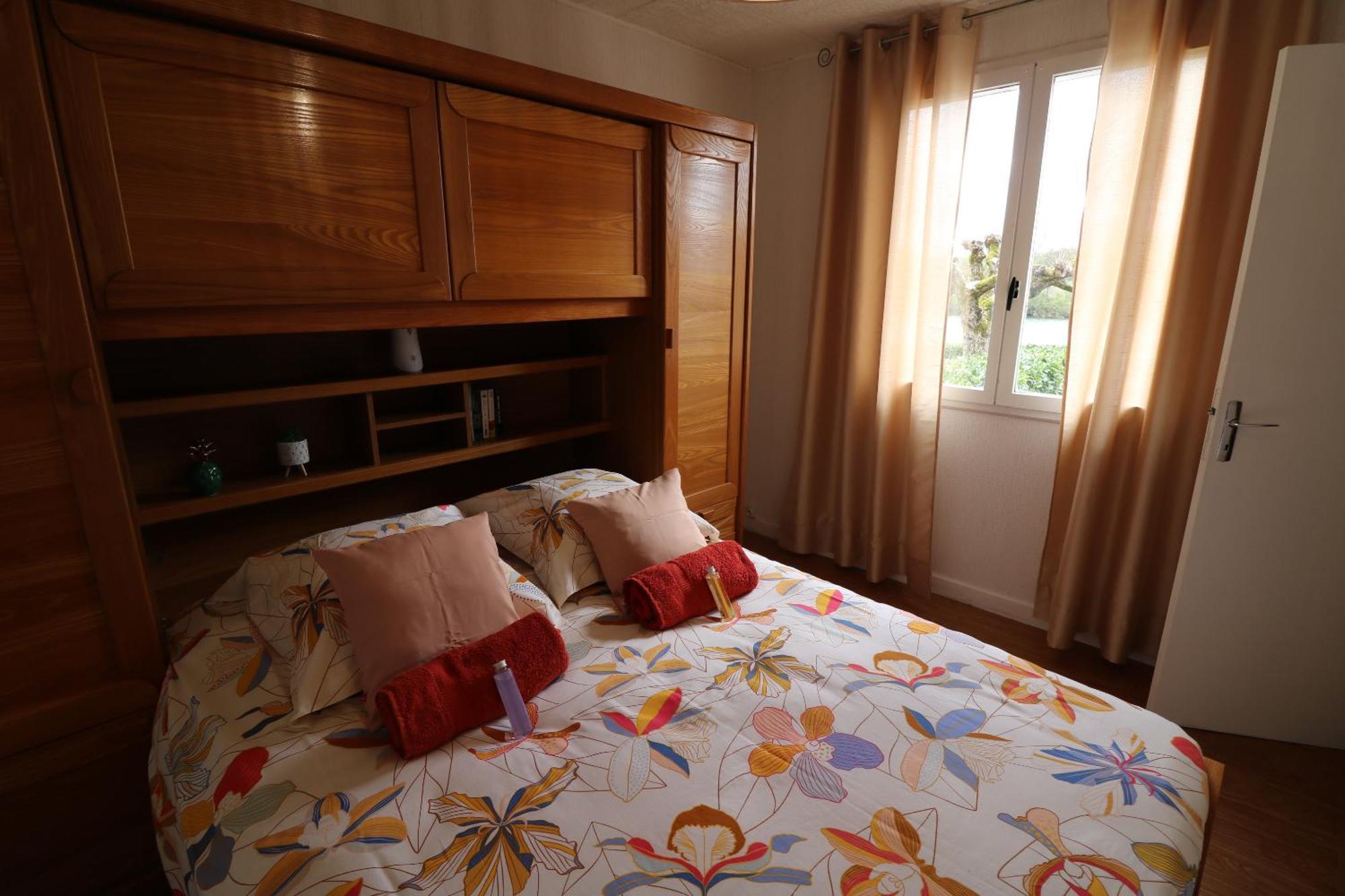 Au Bord De L Eau Holiday home *
